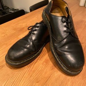 dr martens 1471